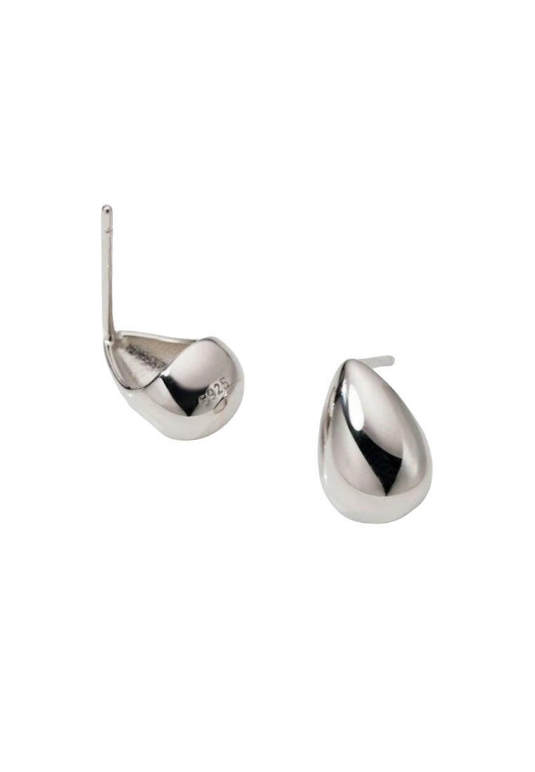 925 Sterling Silver Tiny Water Droplet Earrings