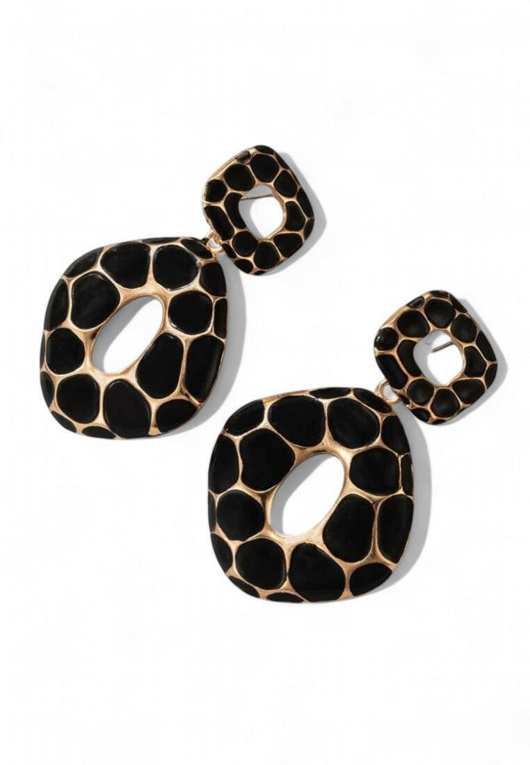 Rhombus Shape Black Dot Pattern Dangle Earrings