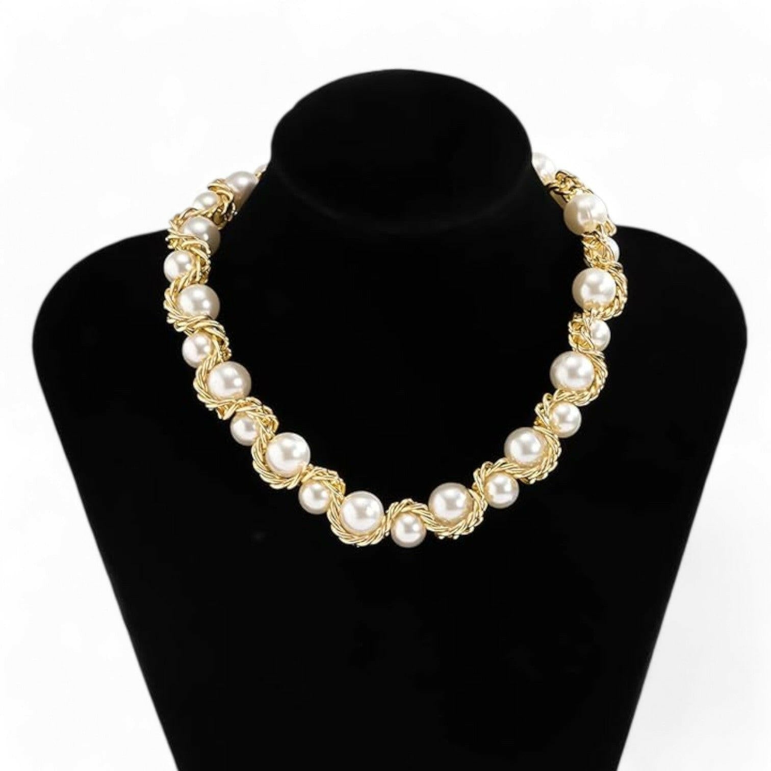 Faux Pearl Beaded Necklace