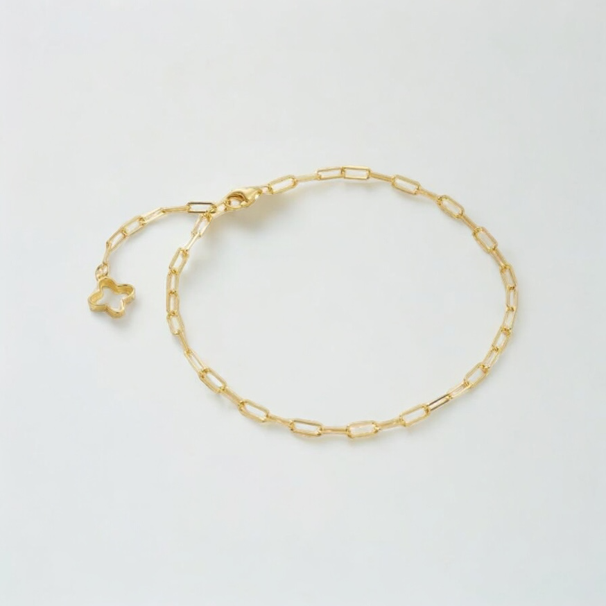 925 Silver Chain Bracelet With Hollowed Clover Pendant