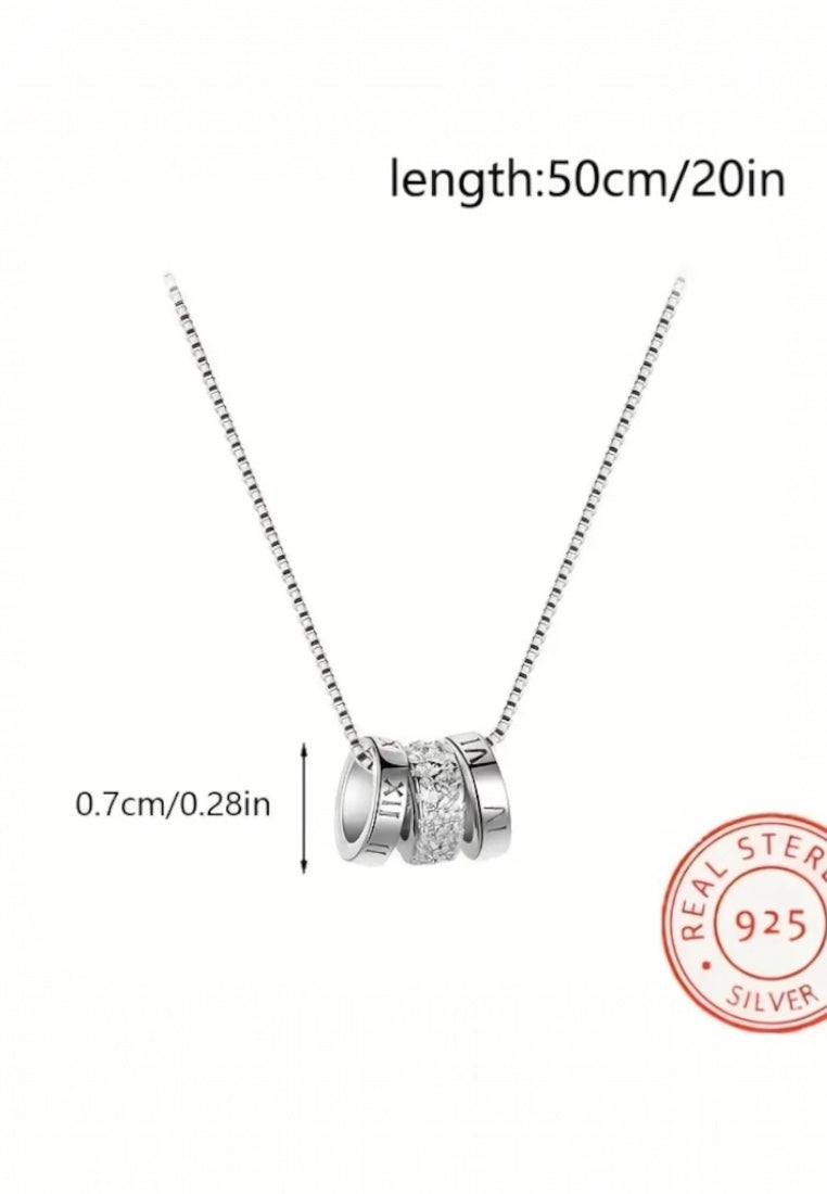 Elegant 925 Sterling Silvery Triple Ring Pendant Necklace with Roman Numerals