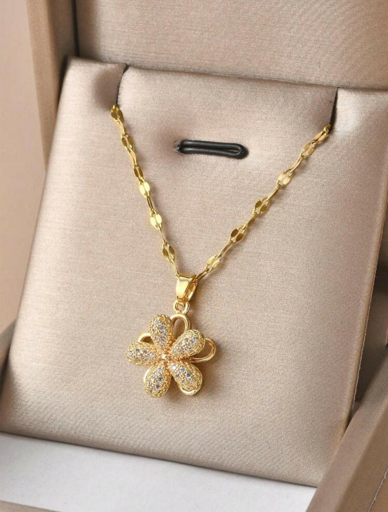 Rotatable Five-Petal Flower Stainless Steel Necklace