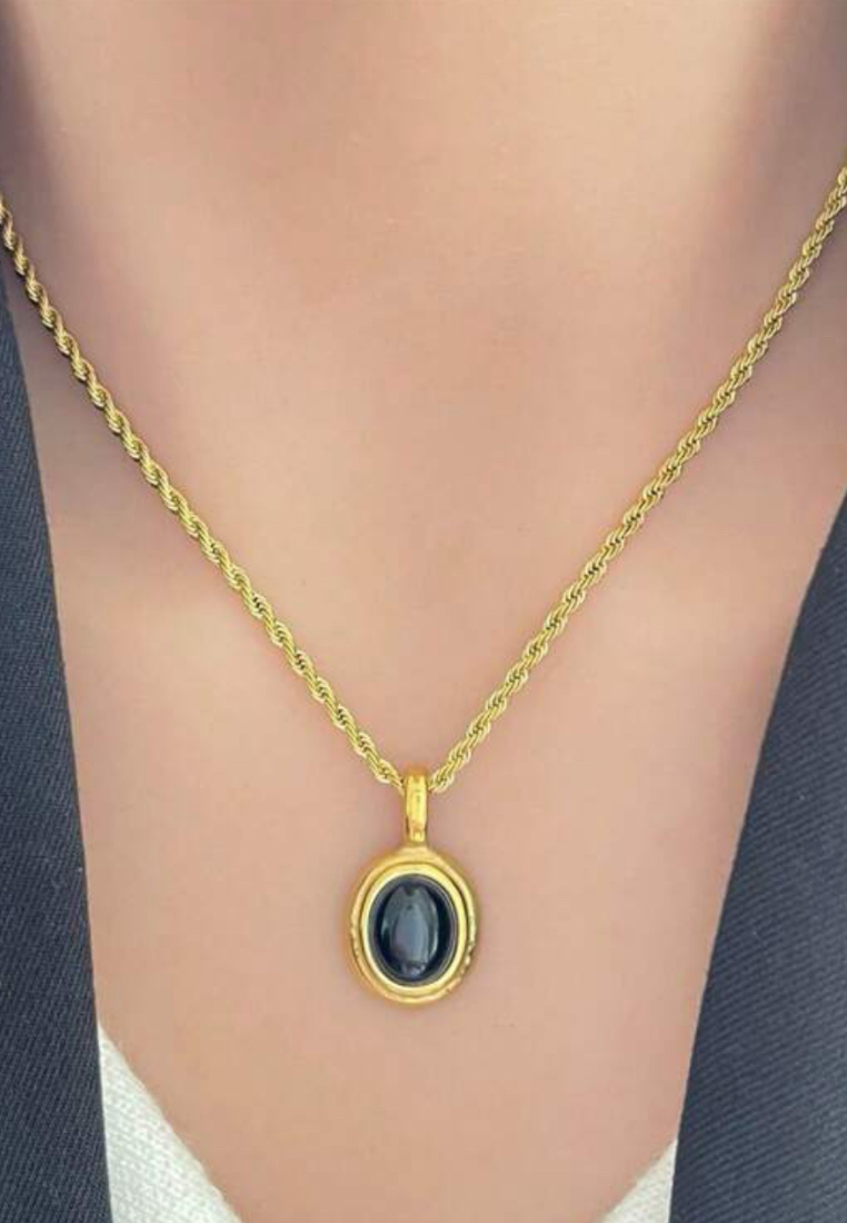 Vintage 18K Gold Plated Stainless Steel Gemstone Oval Pendant Necklace