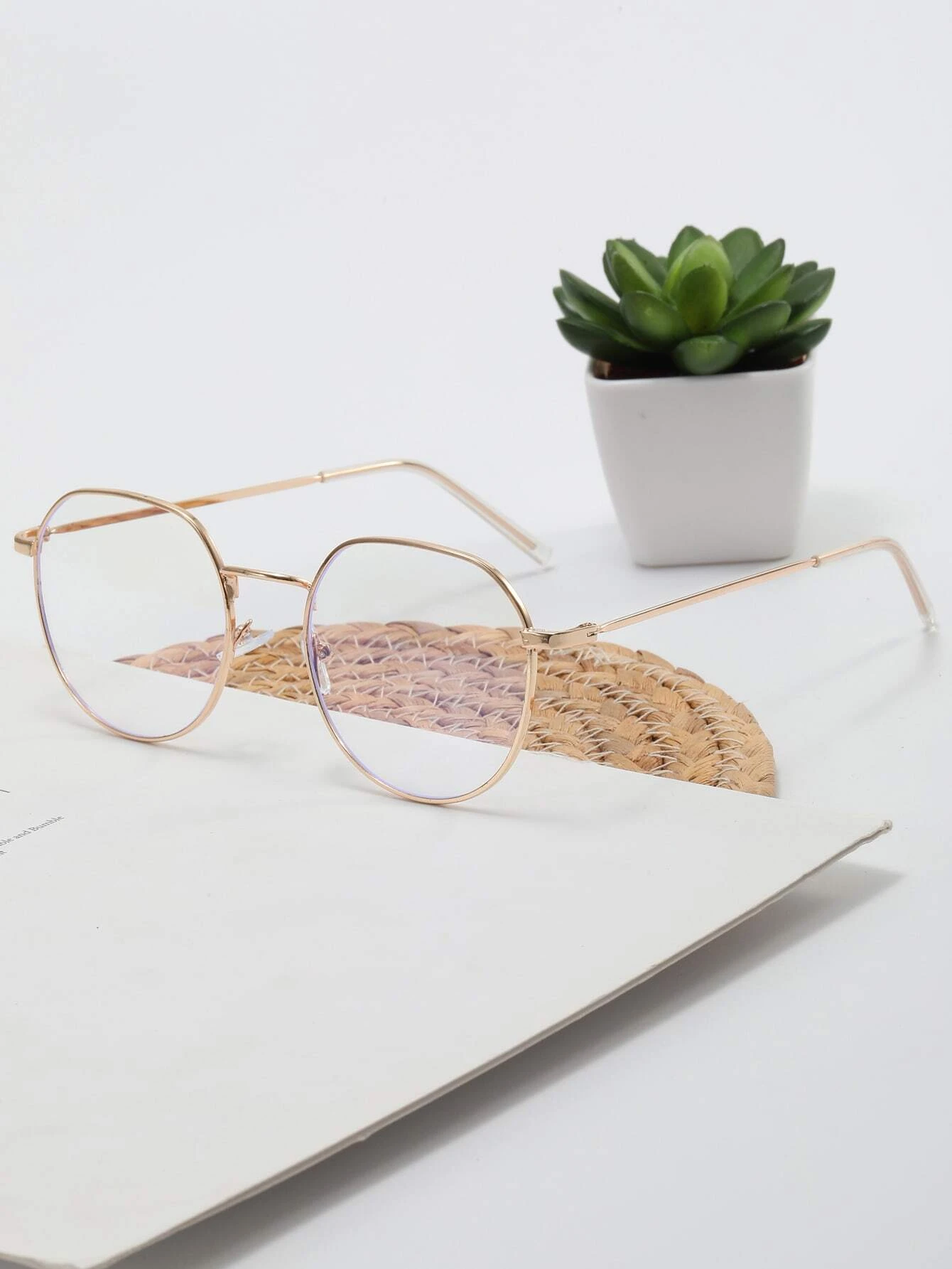 These Metal Frame Anti-Blue Light Eyeglasses provide superior protection from harmful blue light radiation. Stylish and lightweight, they feature a sleek metal frame and blue light filtering lenses, perfect for long-term use. Enjoy maximum comfort and protection 20% better than standard eyeglasses.