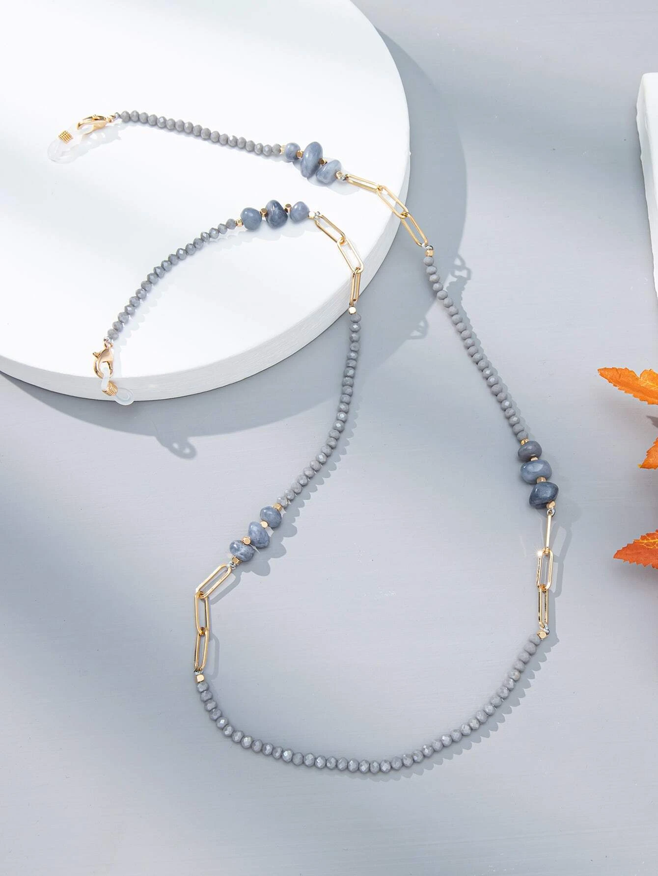 Bead decor glasses chain, a stylish and functional accessory adorned with beads, perfect for keeping your eyewear secure and adding a touch of flair to your look.
