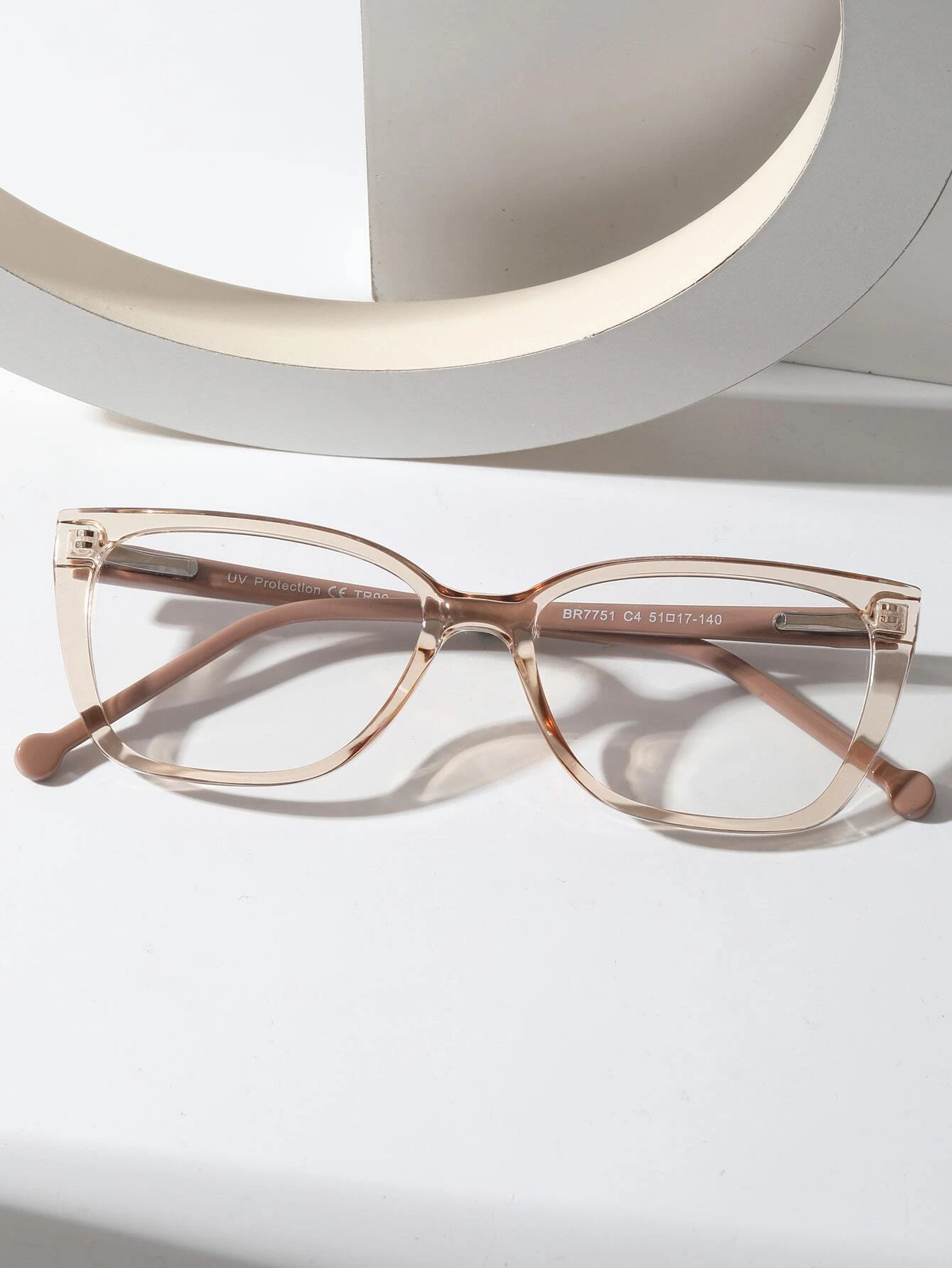These Clear Frame Eyeglasses feature an understated design with a lightweight and durable frame. The eyeglasses are crafted from top-grade materials to ensure comfort and durability. Enjoy peace of mind knowing these glasses will stand up to everyday wear.