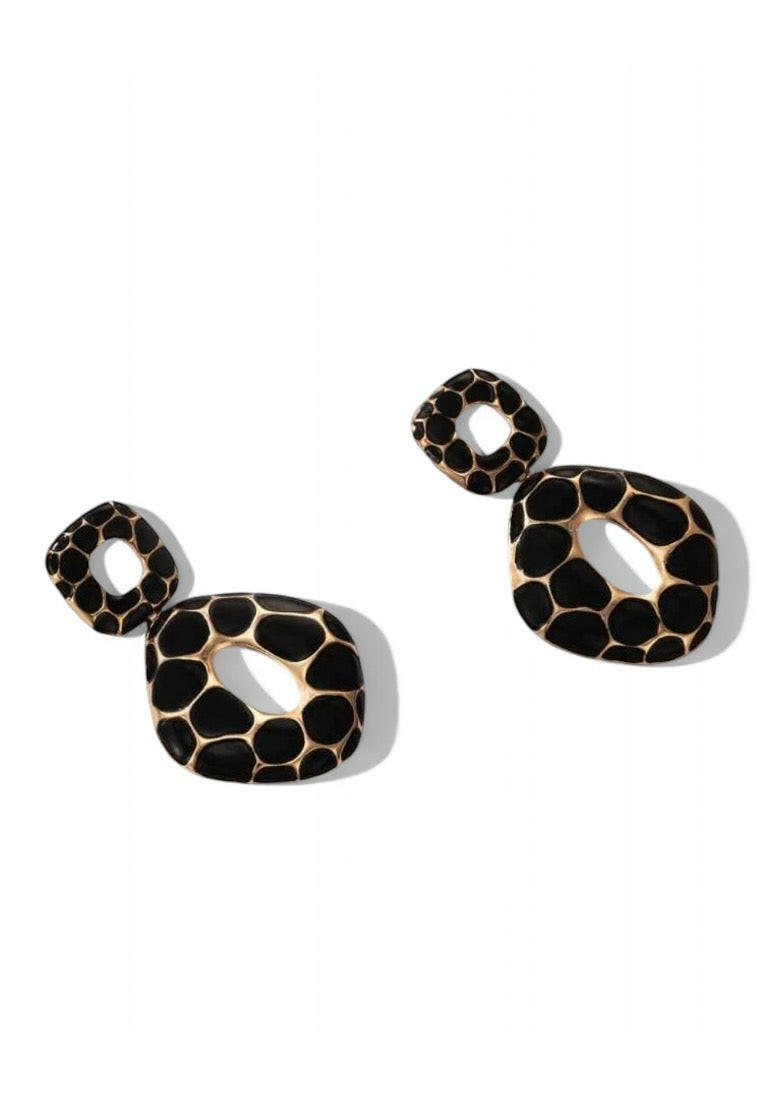 Rhombus Shape Black Dot Pattern Dangle Earrings