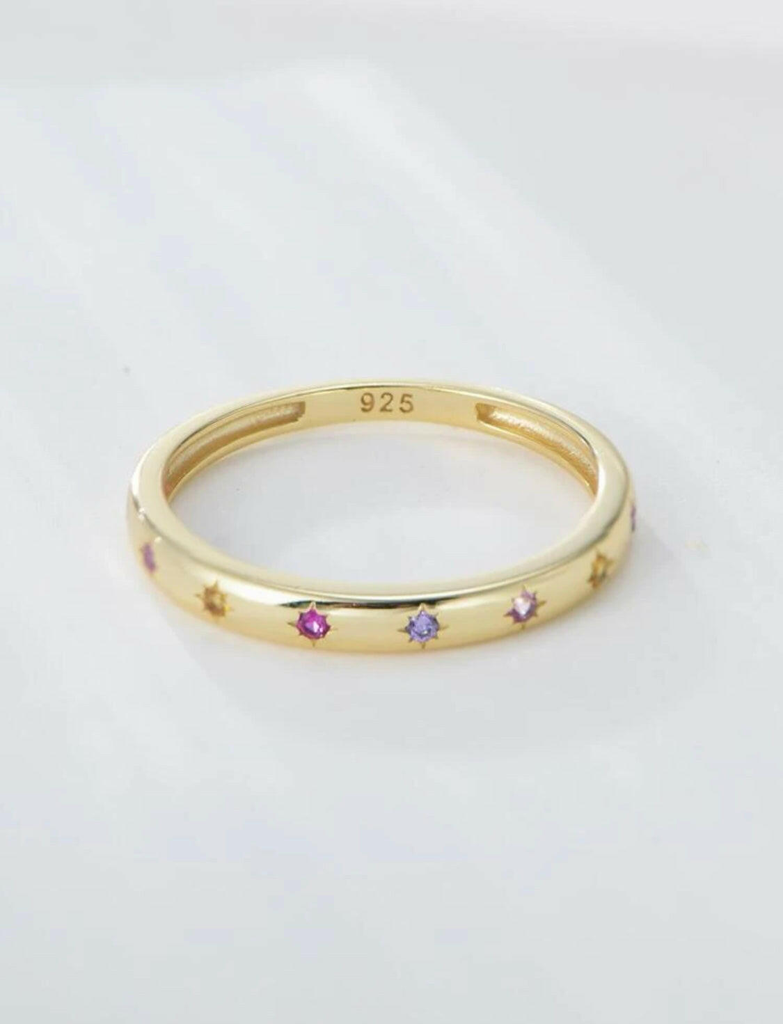 This exquisitely crafted Cubic Zirconia Decor Sterling Silver Ring is a timeless classic. The carefully selected sterling silver is set with beautiful cubic zirconia stones for a unique, sophisticated look. Wear this ring as a statement piece or a subtle everyday accessory.