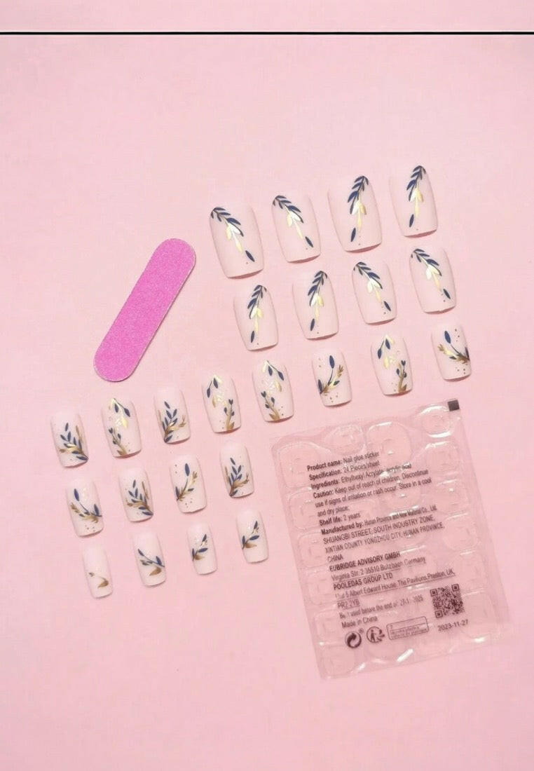 24pcs/Set Classic Jade White Matte Texture Navy Blue Tree Leaf & Gold Foil & Wheat Pattern Fake Nails
