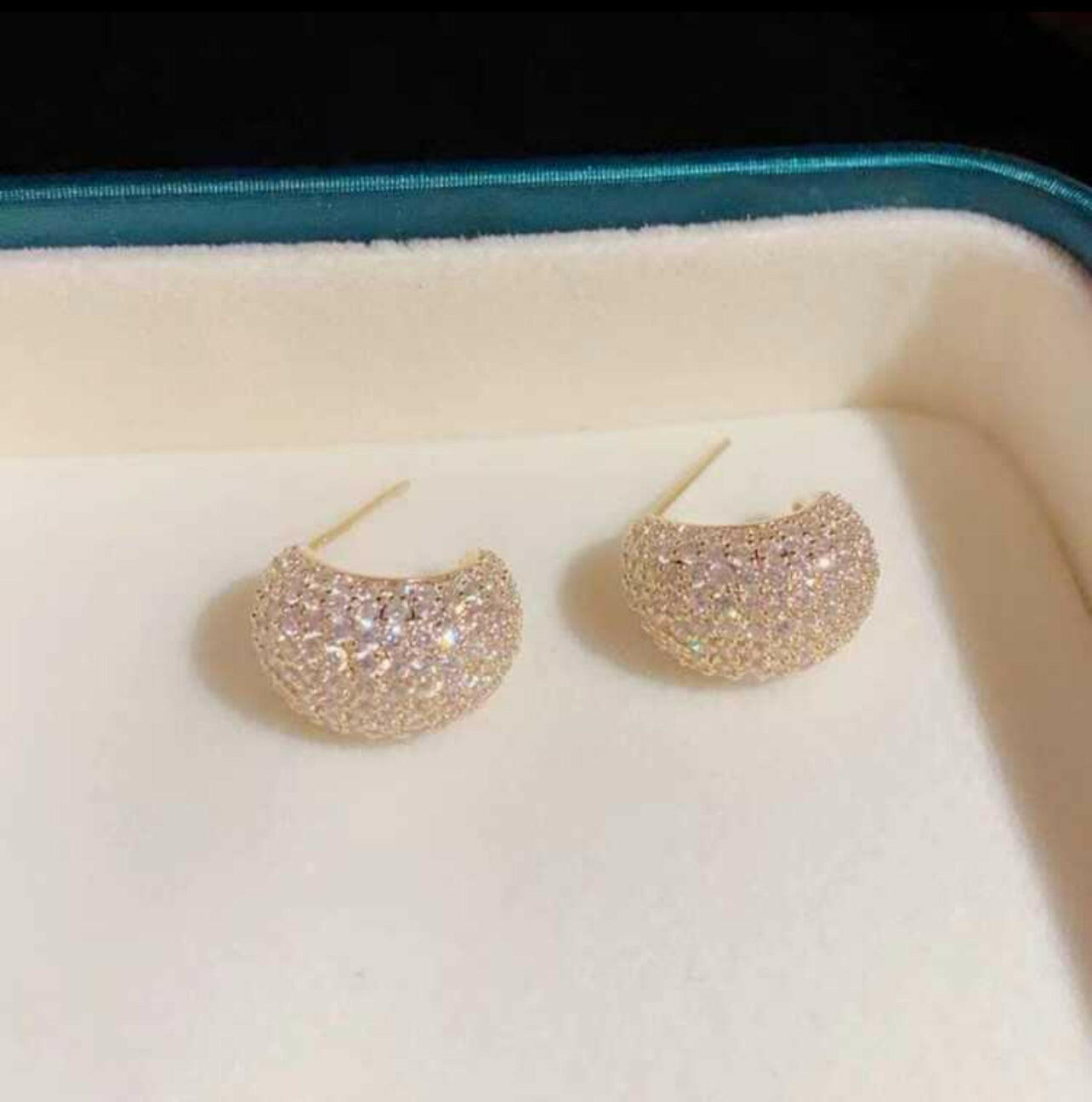 Cubic Zirconia Decor Stud Earrings