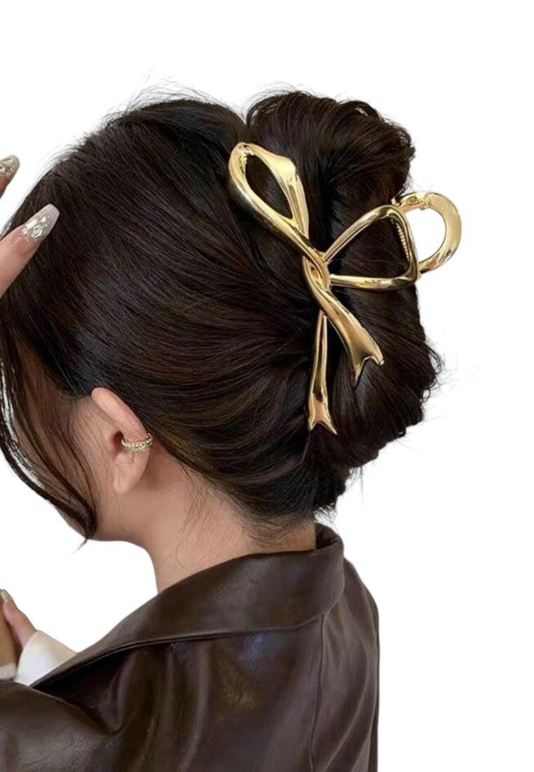 Metal Hair Claw With Bowknot Design