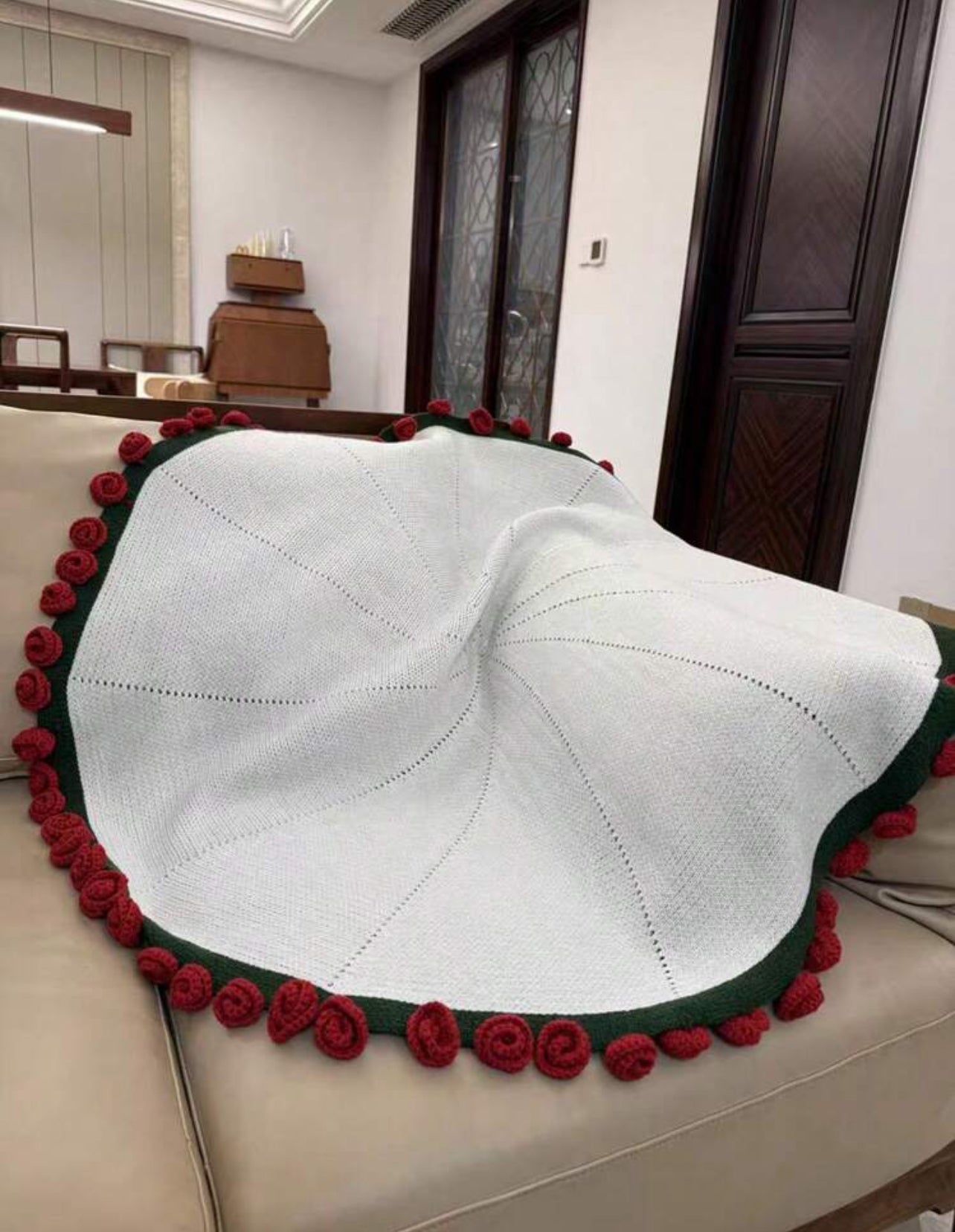 Rose Bouquet Knitted Shawl