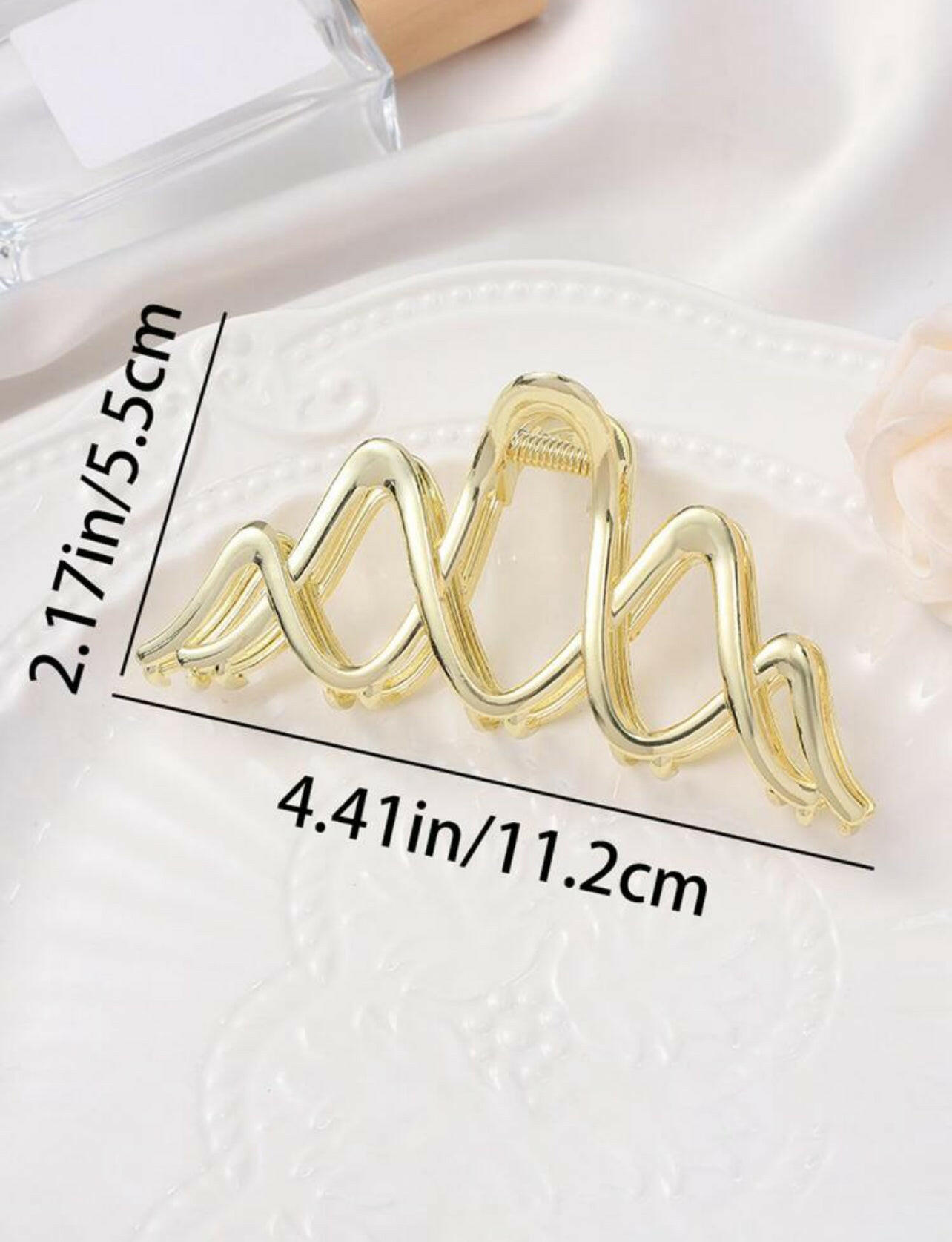 Classy Elegant cross big wave styling metal/plastic hairpin