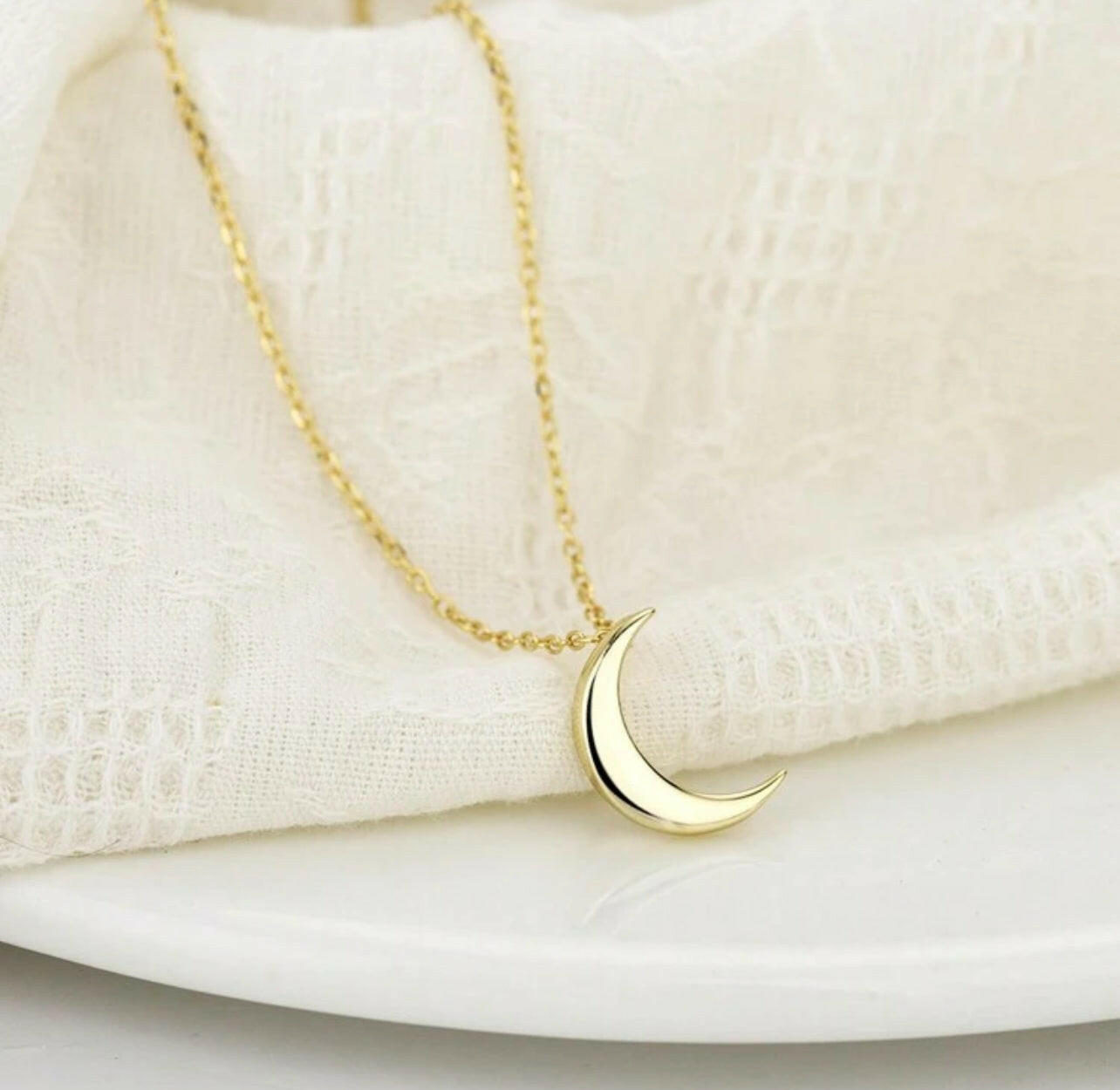 925 Sterling Silver Polished Moon Pendant Necklace