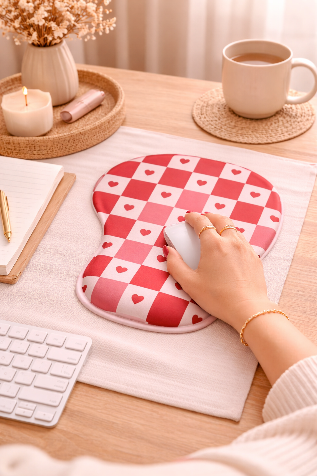 Love Pattern Mouse Pad