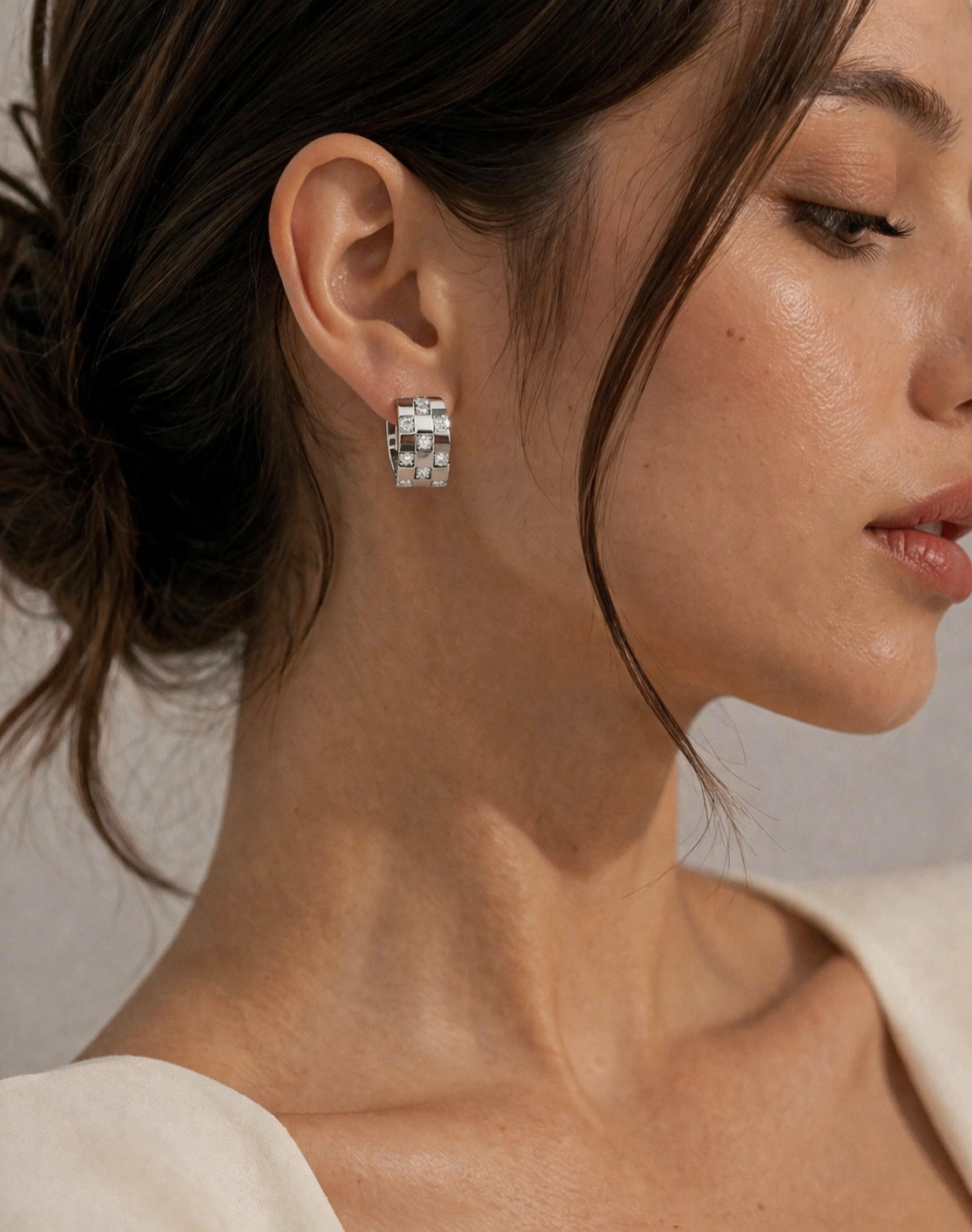 Estilo Grid Glow Earrings