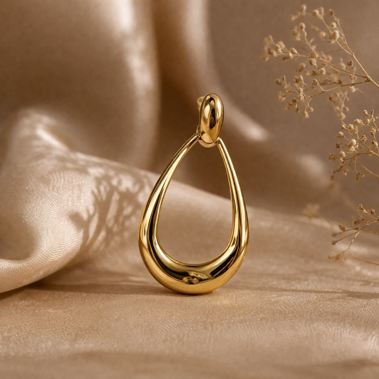 Elegant Vintage Drop Earrings