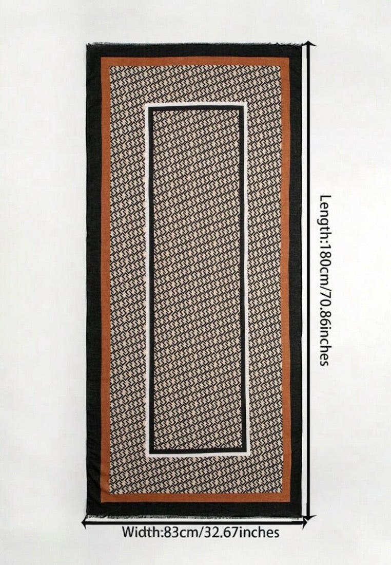 Geometric Pattern Raw Trim Scarf