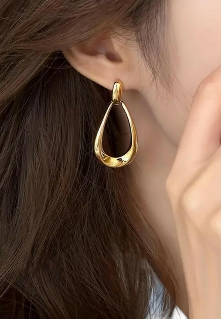 Elegant Vintage Drop Earrings