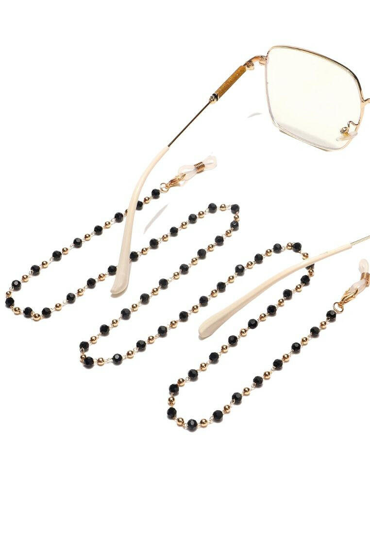 Crystal-decorated glasses chain, combining functionality and style to keep your eyewear secure while adding a touch of shimmering elegance to your look.