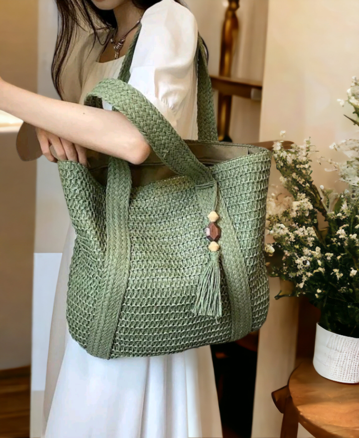 Large Capacity Straw Bag Tassel Bag