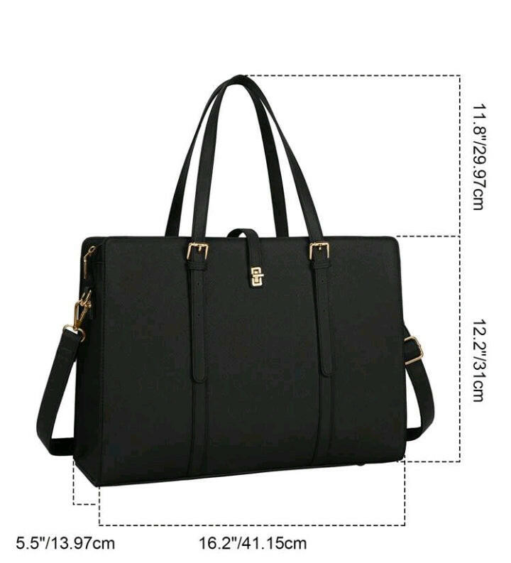 A black minimalist tote bag with a spacious interior, designed for maximum functionality. This sleek and versatile bag combines style and practicality, making it an ideal accessory for carrying your essentials with understated elegance.