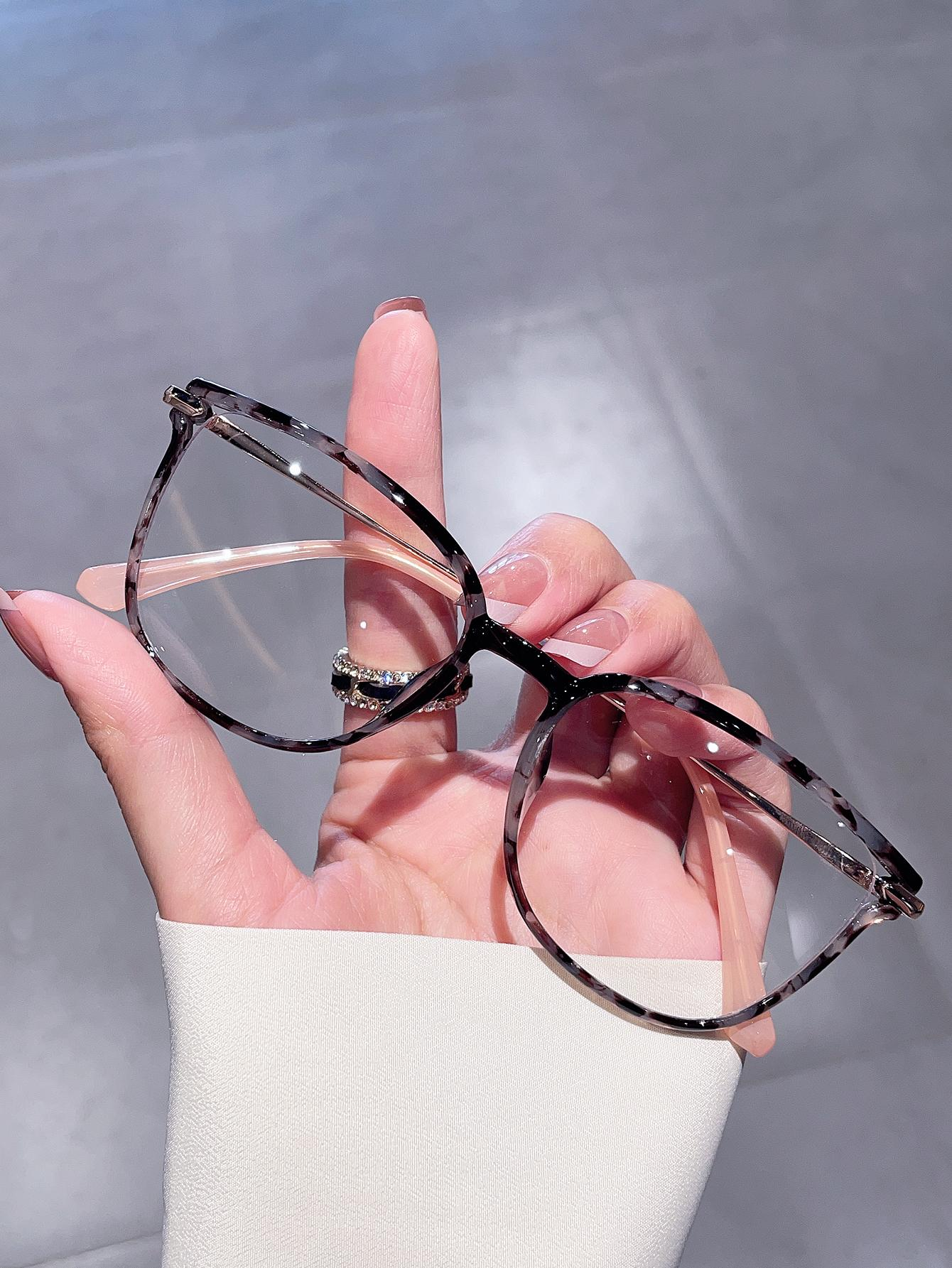 Tortoiseshell Frame Anti-blue Light Eyeglasses