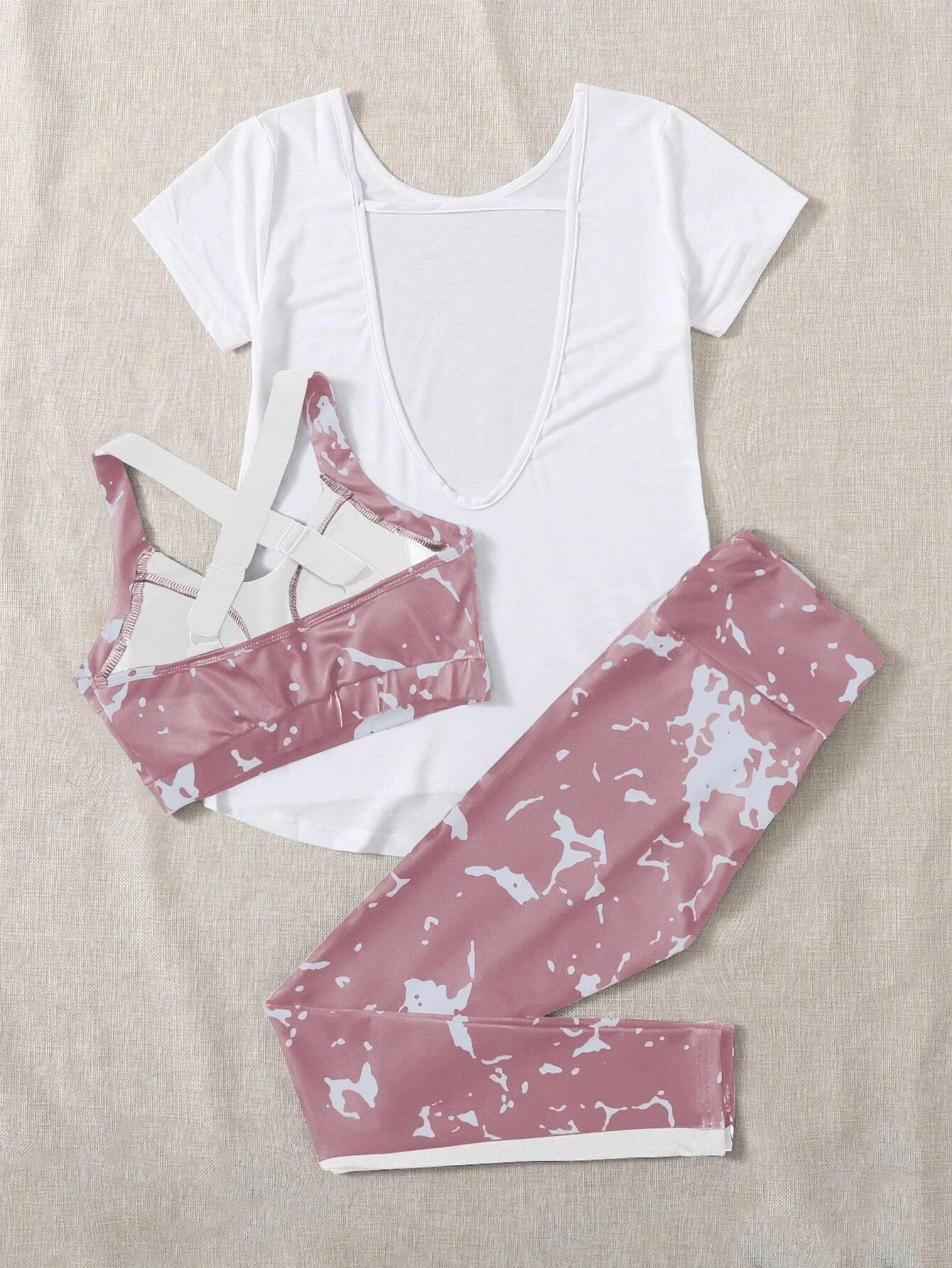 3pack Graphic Print Sports Bra & Leggings & Tee